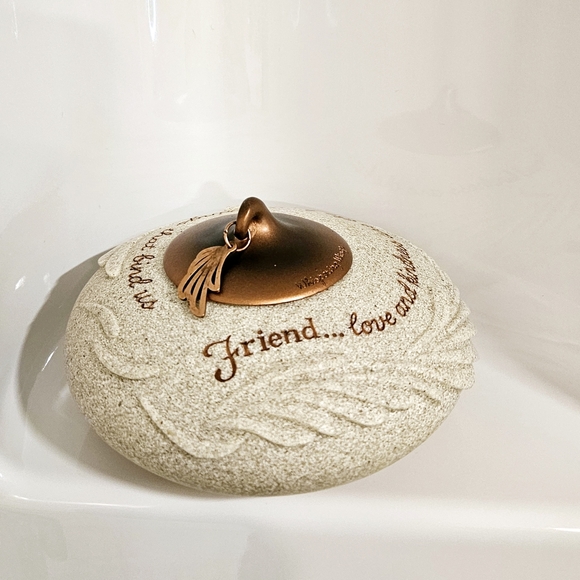 Abbey Press Friends Tealight candle holder - Picture 3 of 13